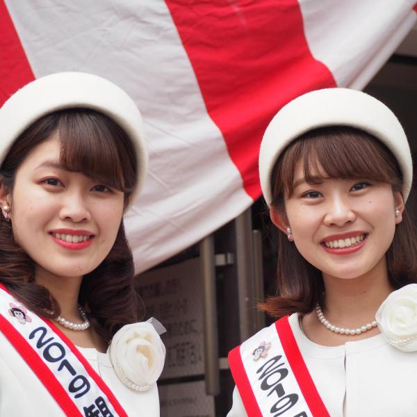 2019観光大使おかざき　古林かなみ（左）　鶴田百代（右）
