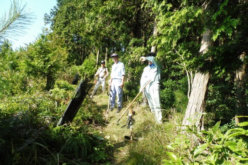 鳥川ホタルの里、登山道整備を実施