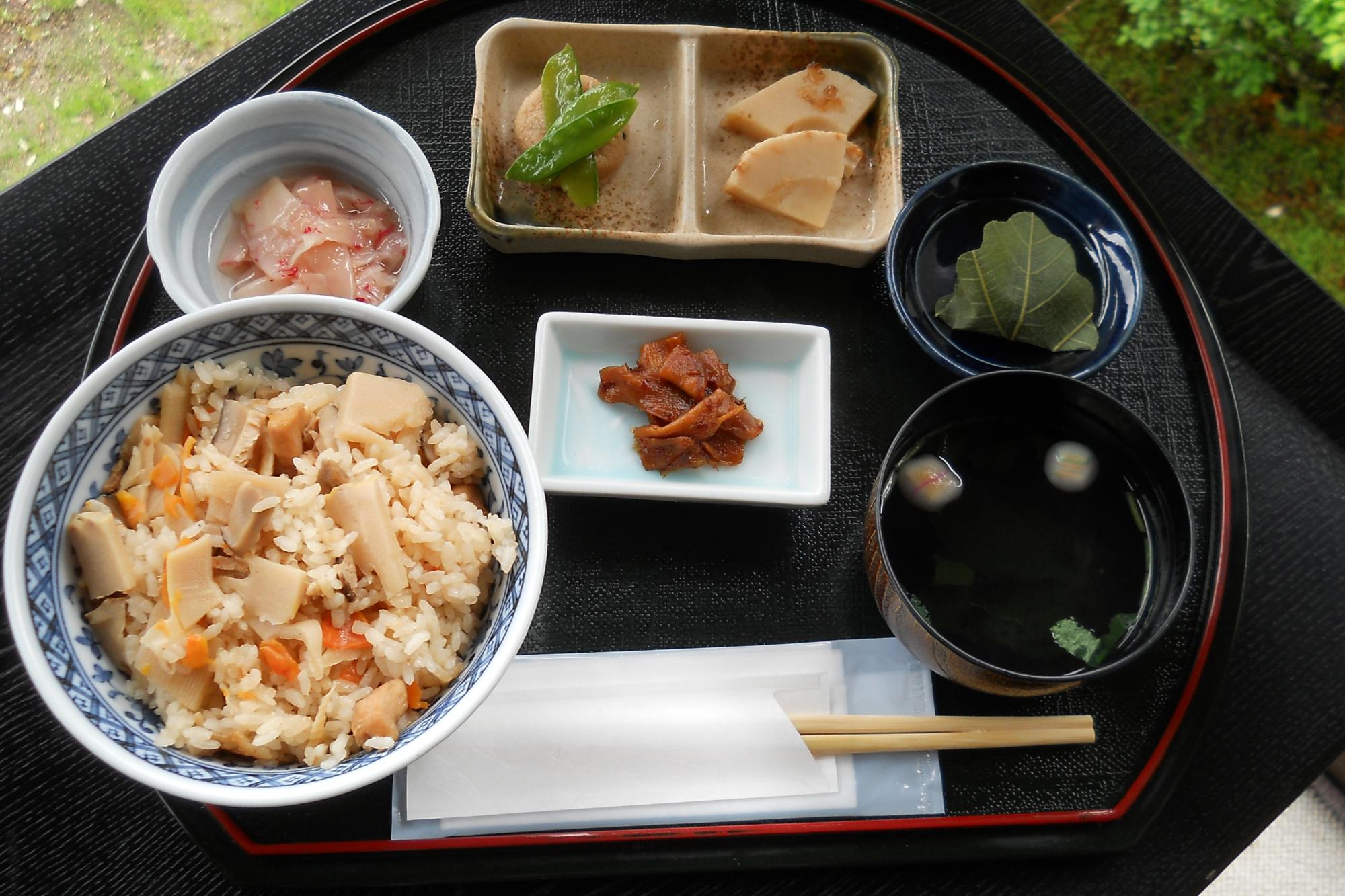 4月5日(日)の金鳳亭メニューについて【竹の子ごはんを始めます】