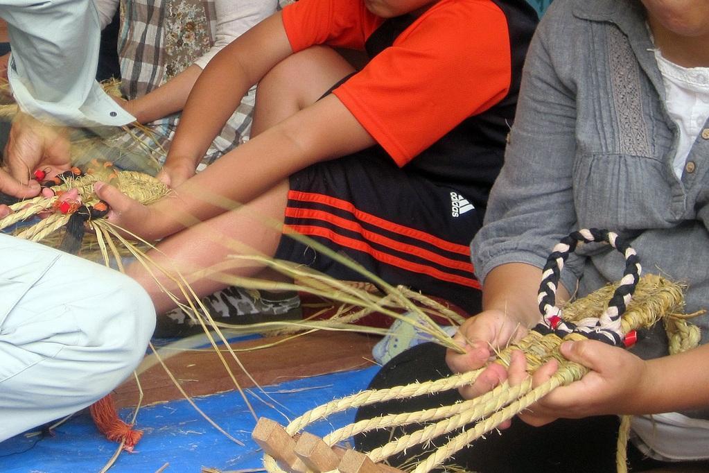 「わらぞうり作り体験／わらじ会」を実施します！！