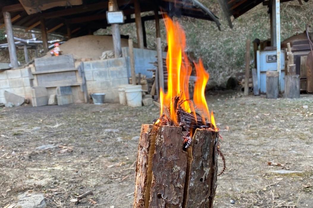 「「初めてさんの焚き火教室」「植樹とヒノキの輪切りづくり」／森のこだま（炭焼きの会）」を開催します！！