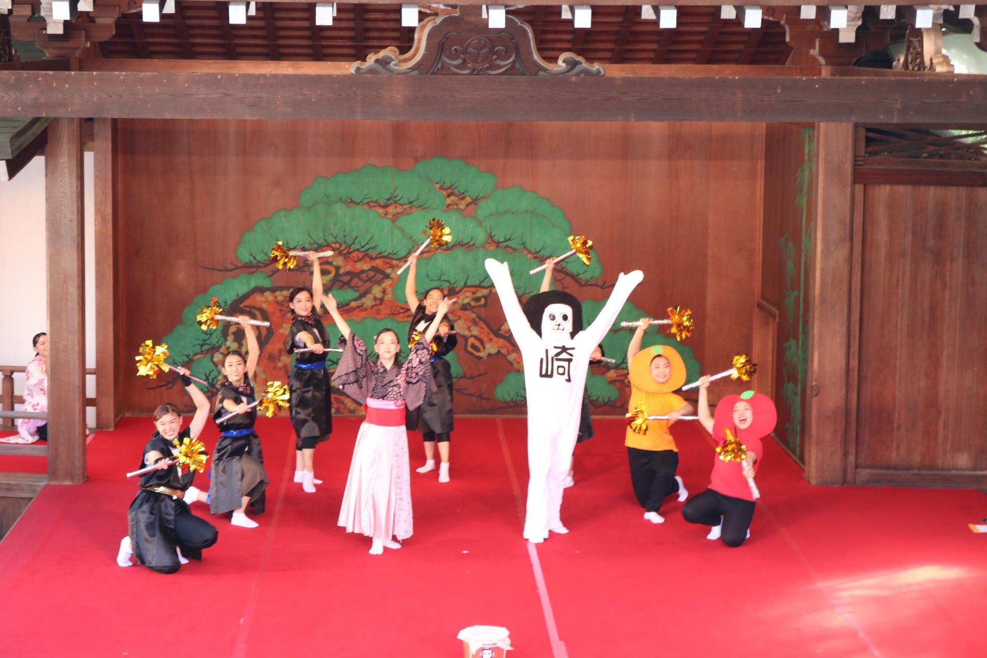 「岡崎城二の丸能楽堂　お江戸でダンス」無観客の校内公演となります。