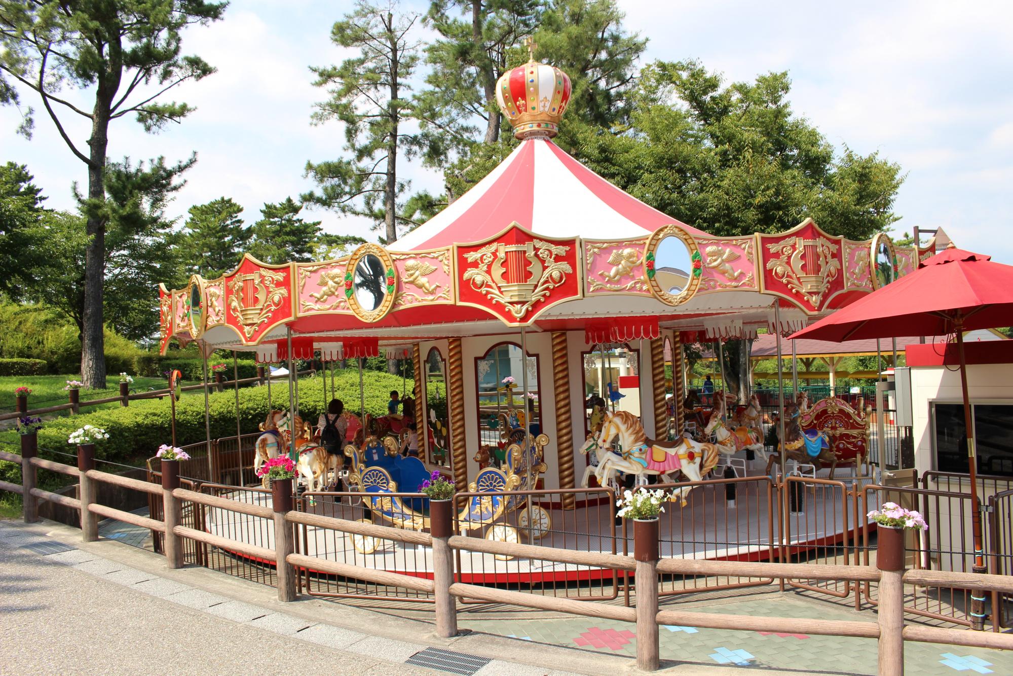 8月11日（木・祝）は営業します！