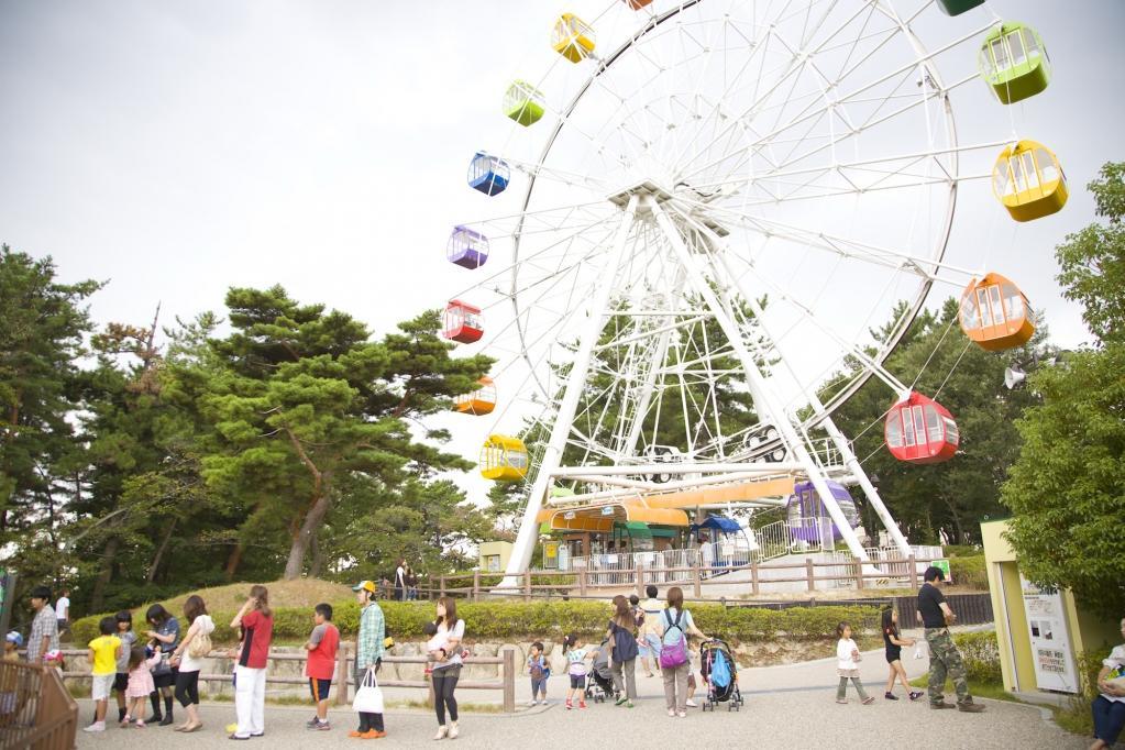 2023年4月15日は雨天のためすべての遊具の運行を休止します。