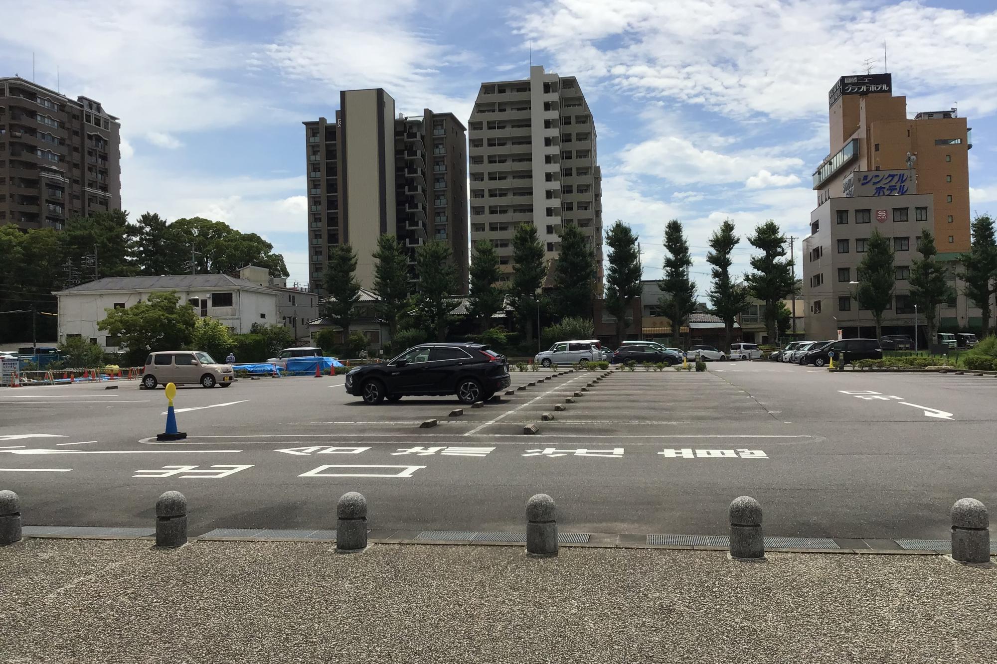2023年8月4日（金）5日（土）6日（日）　岡崎公園・バス駐車場及び平面（乗用車）駐車場がご利用になれなくなります。