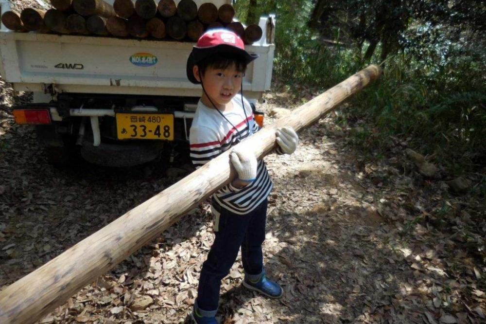 大人顔負けで頑張る子どもたち