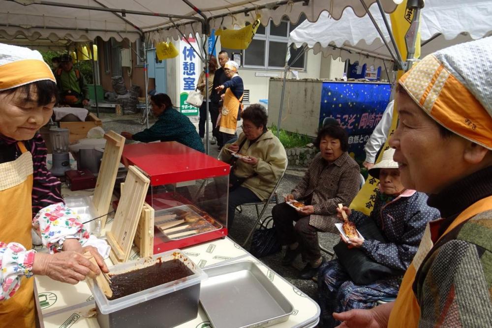 ご年配の方も多くご来店