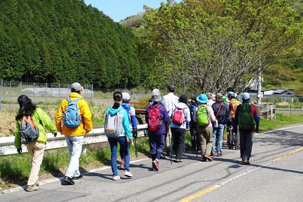 ホタル保存会の工夫に皆さん感心