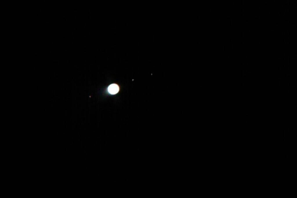 木星とガリレオ衛星を観察