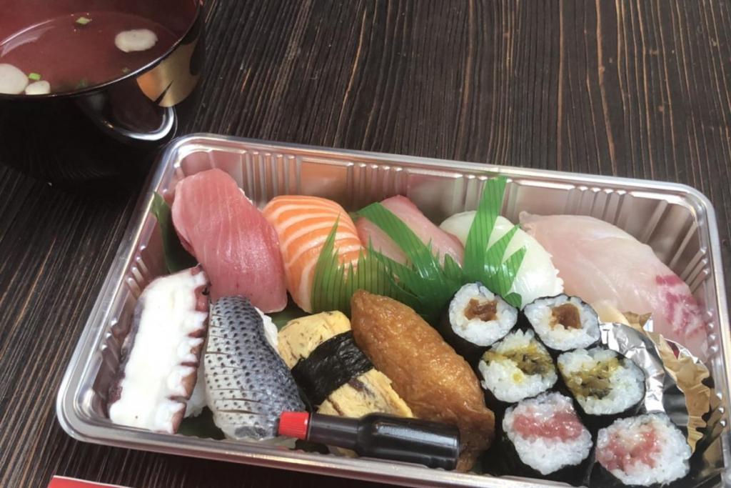 「大盛すしランチ」910円