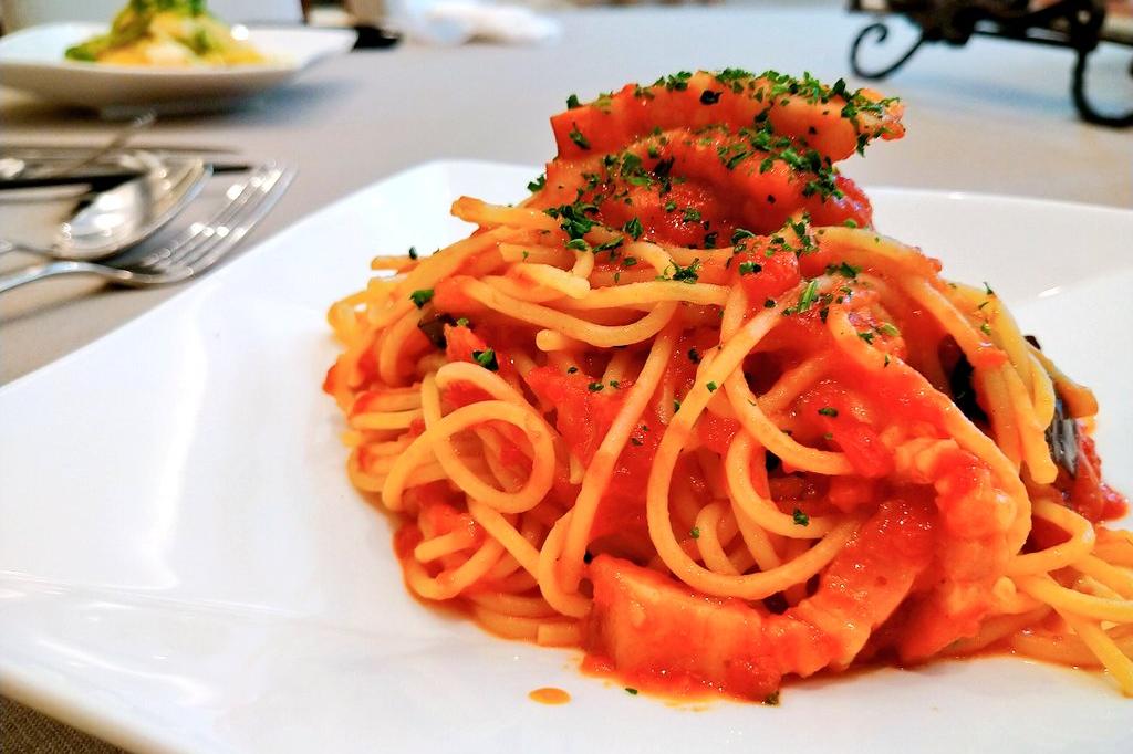 パスタ2／トマトソース