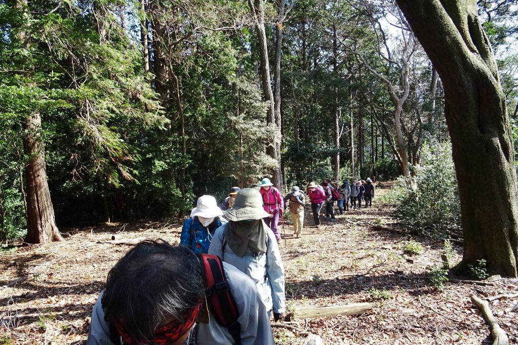 次は京ヶ峯を目指して出発します！