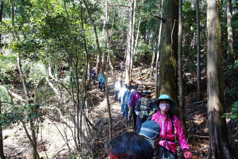 それでは下山開始。ホタル学校を目指して出発！