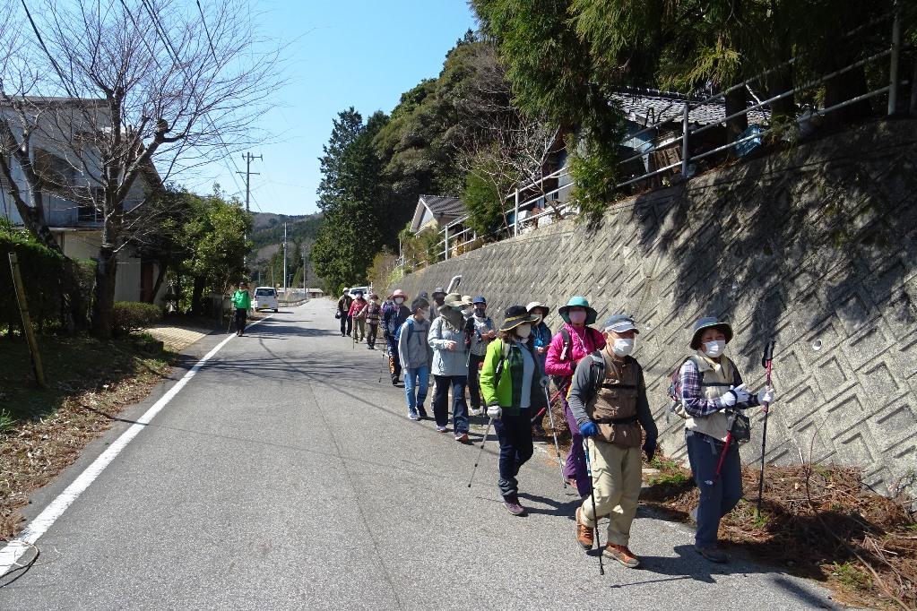 気持ちの良い天候に、参加者同士の会話も弾みます！