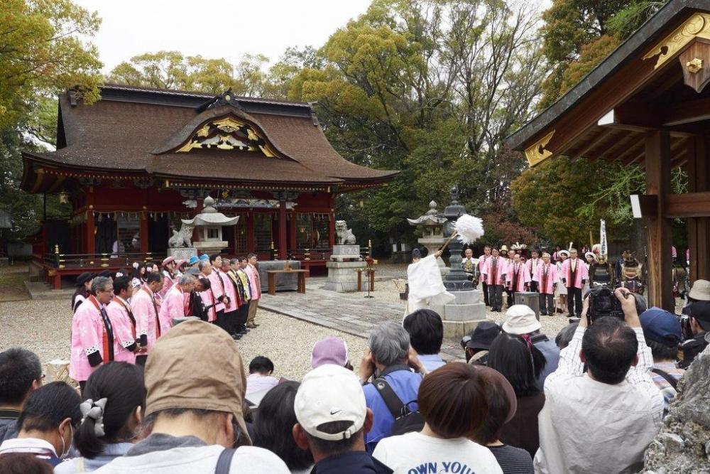 お祓いはご観覧の皆さんにも。