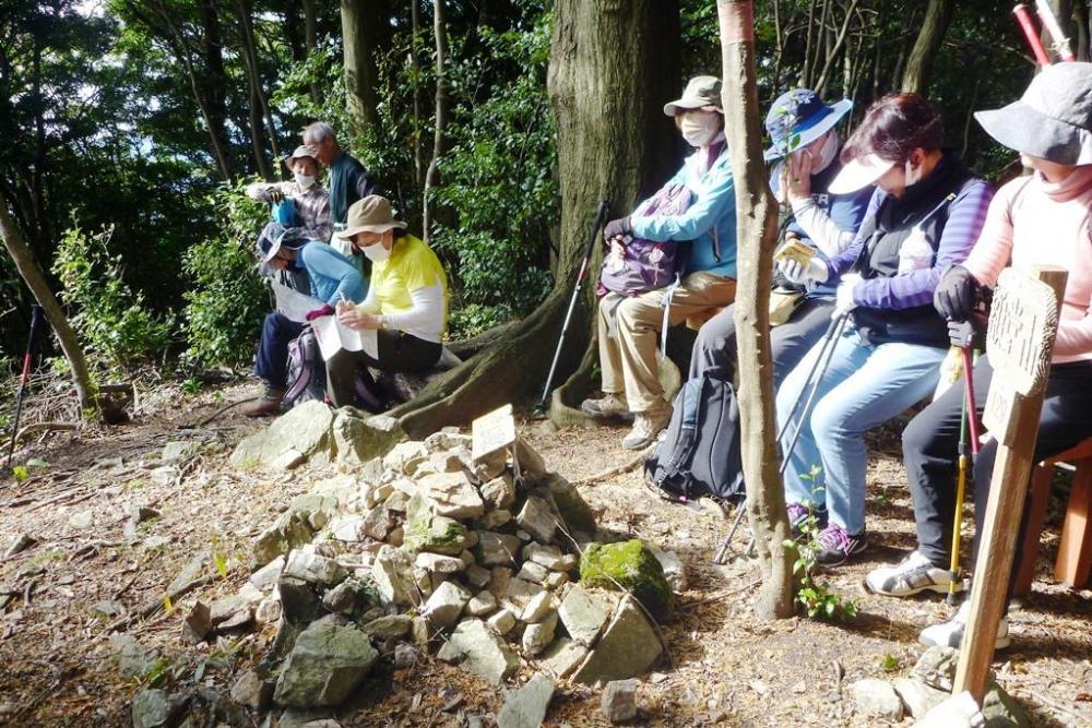 休憩を取り、次は産湯の滝へ向かいます！