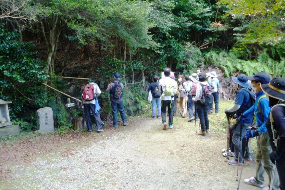 産湯の滝へ到着しました！