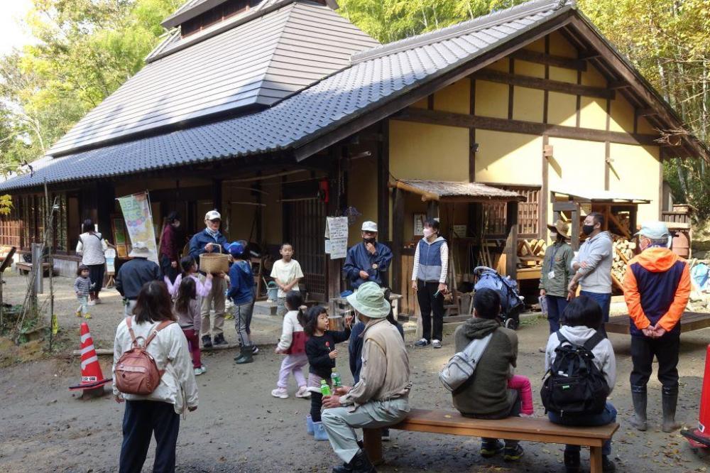 最後はみんなに景品。