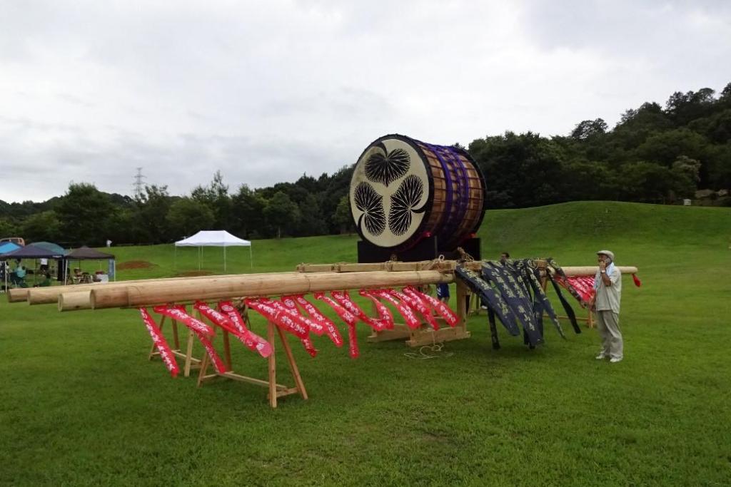 八丁味噌仕込み桶大太鼓の御輿