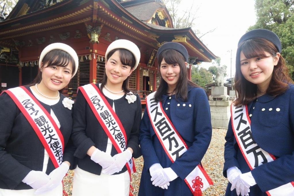 隣に並んだミス百万石さんと写真を撮っていただきました♪