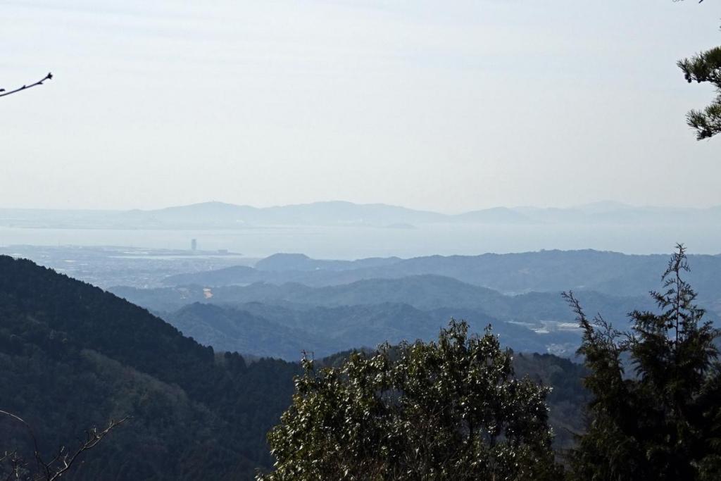 山頂から見る風景も癒しの一つ