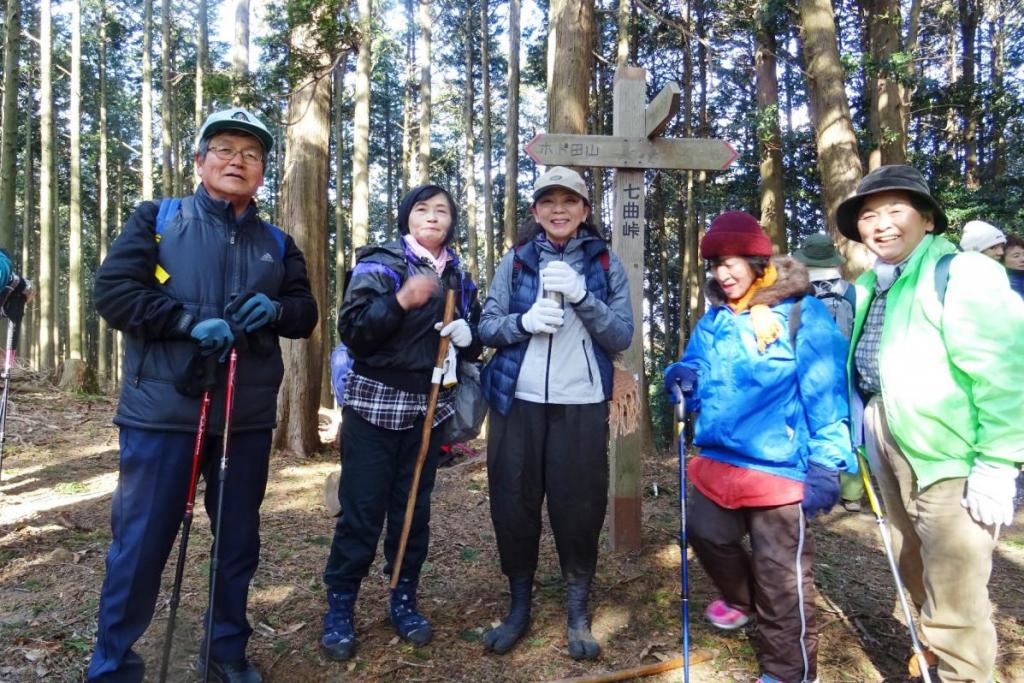 峠まで登り切りました