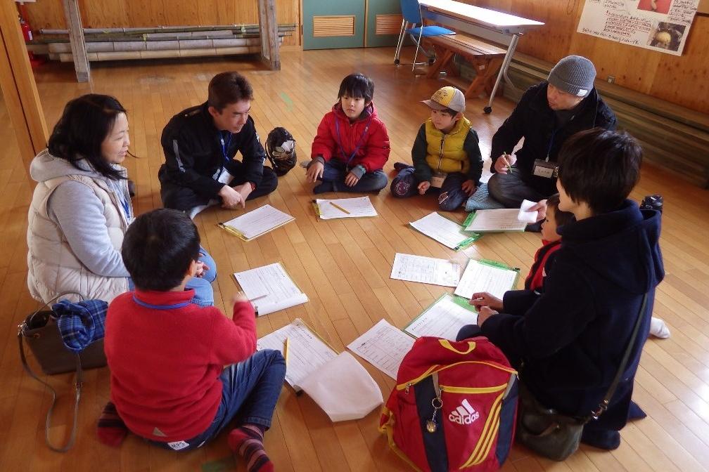 幼虫はどんな食べ物が好きなのかな？