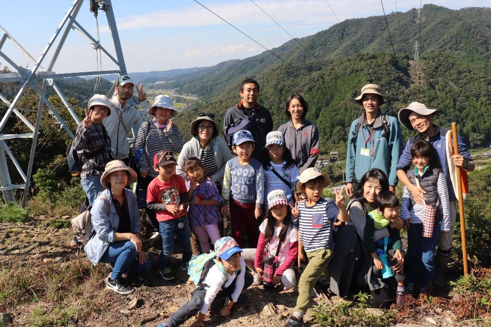 頂上で記念撮影