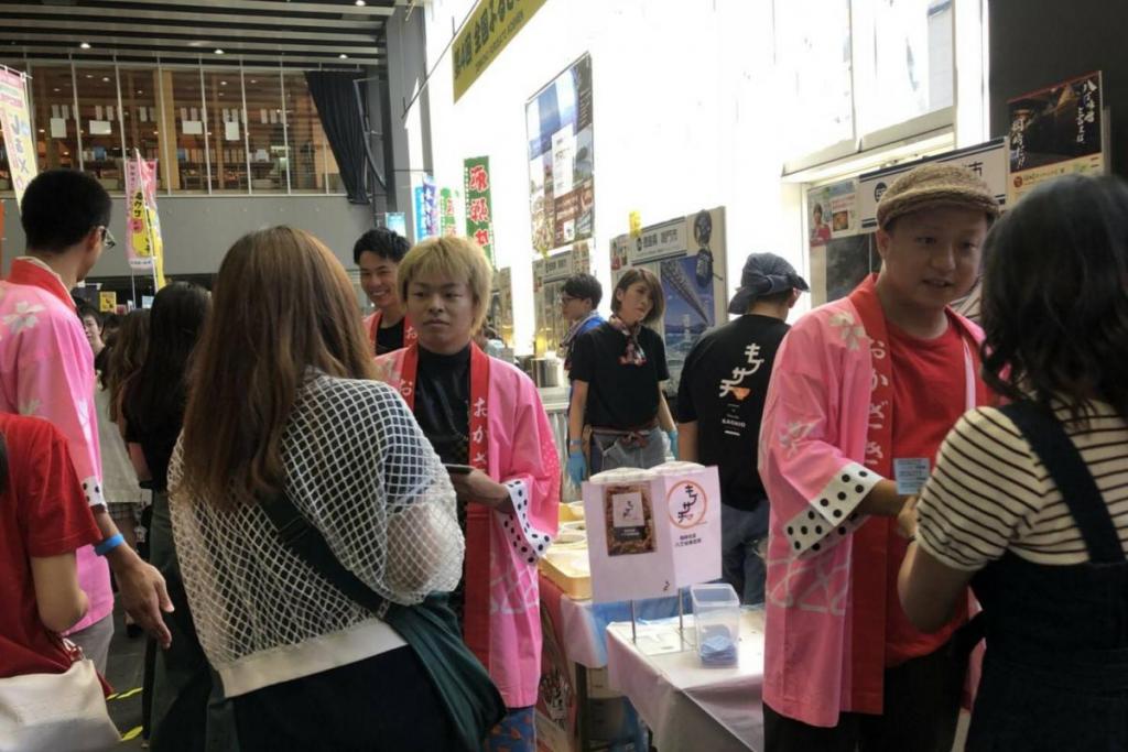 進行の妨げになりますのでプレゼントや手紙はお控えください。