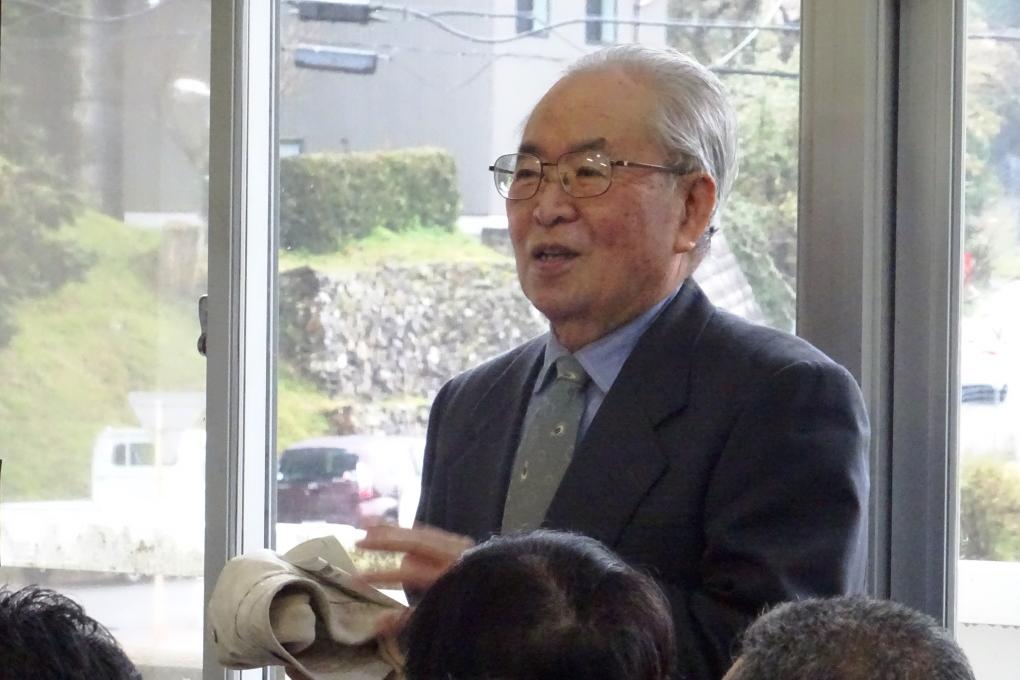 ホタル学校名誉校長　古田先生