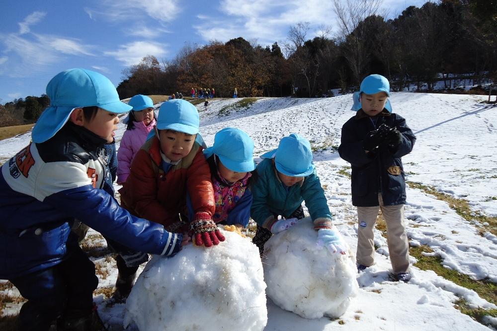 雪だるまづくりもイイネ!!