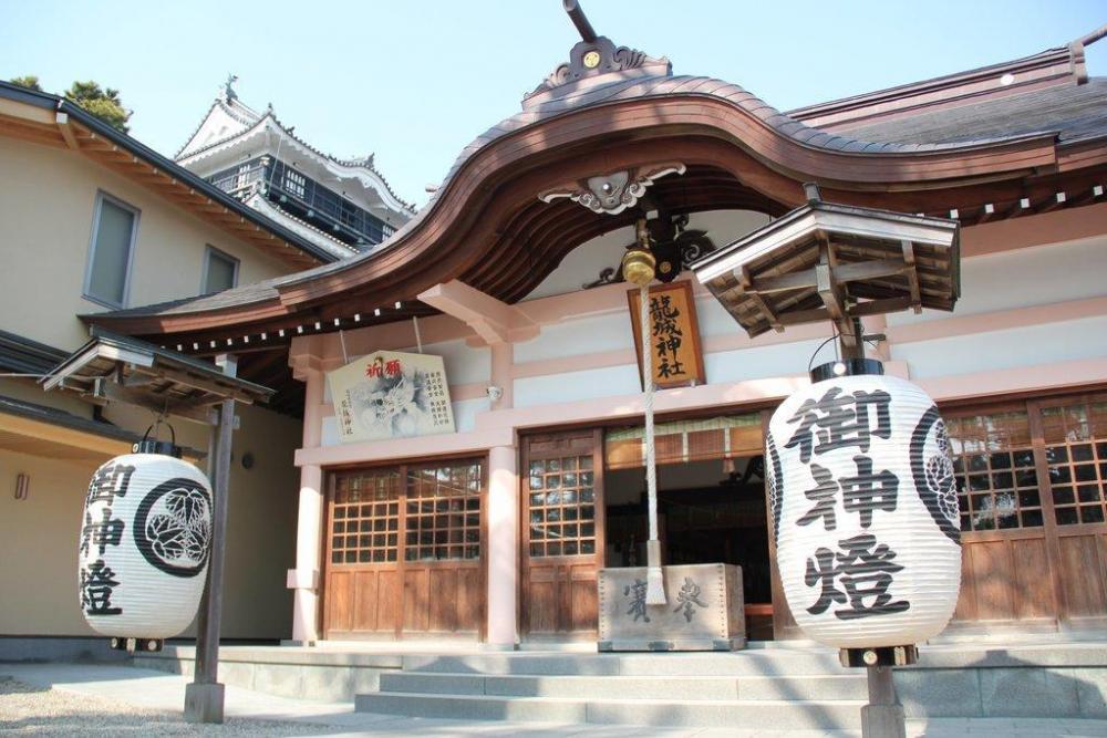 龍城神社
