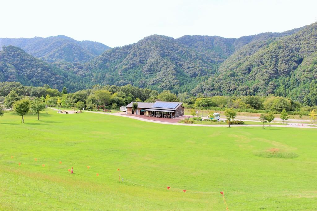 一日中自然の中で遊ぶ わんpark くらがり渓谷を満喫しよう おすすめの過ごし方 水とみどりの森の駅 岡崎おでかけナビ 岡崎市観光協会公式サイト