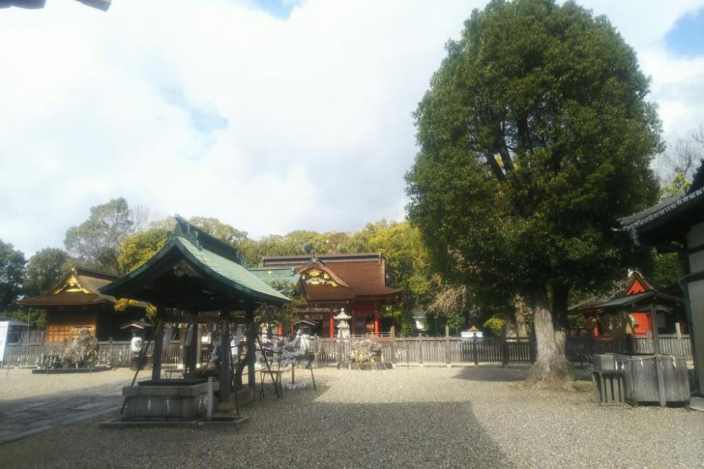伊賀八幡宮境内