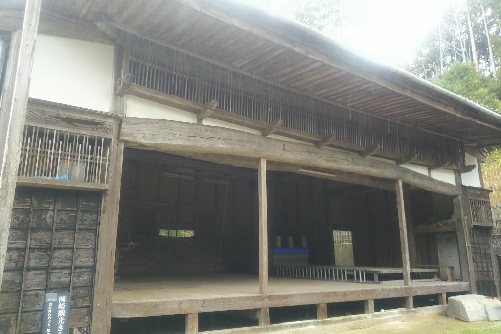 保久八幡宮舞台