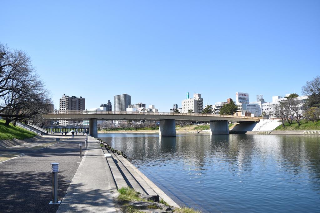 桜城橋 岡崎の観光スポット 岡崎おでかけナビ 岡崎市観光協会公式サイト