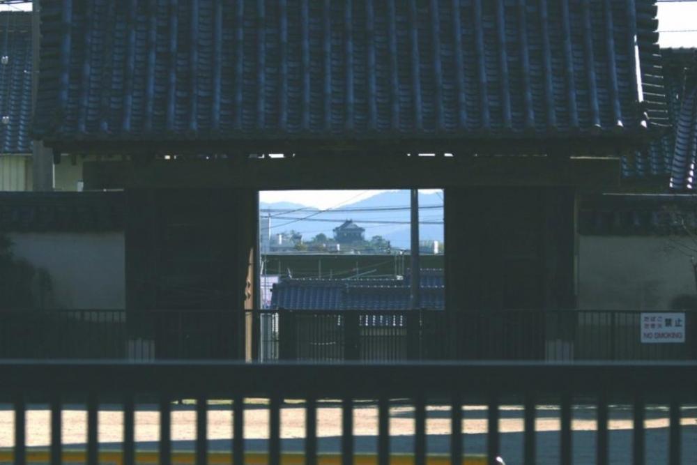 大樹寺～岡崎城の約３㎞間、眺望を遮るものがない景観「ビスタライン」