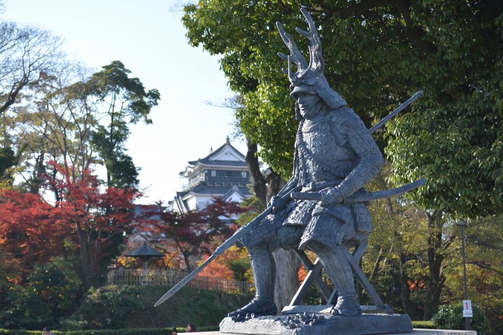 岡崎公園 銅像・石像鑑賞めぐり｜おすすめの過ごし方｜岡崎公園｜岡崎 