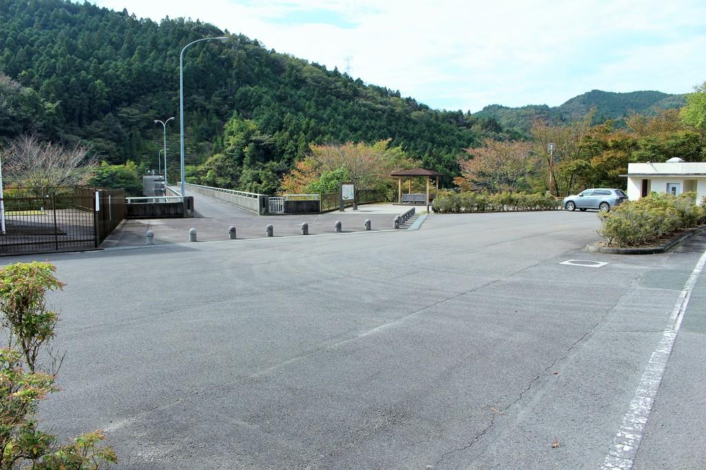 雨山ダム 見どころ 施設紹介 水とみどりの森の駅 岡崎おでかけナビ 岡崎市観光協会公式サイト