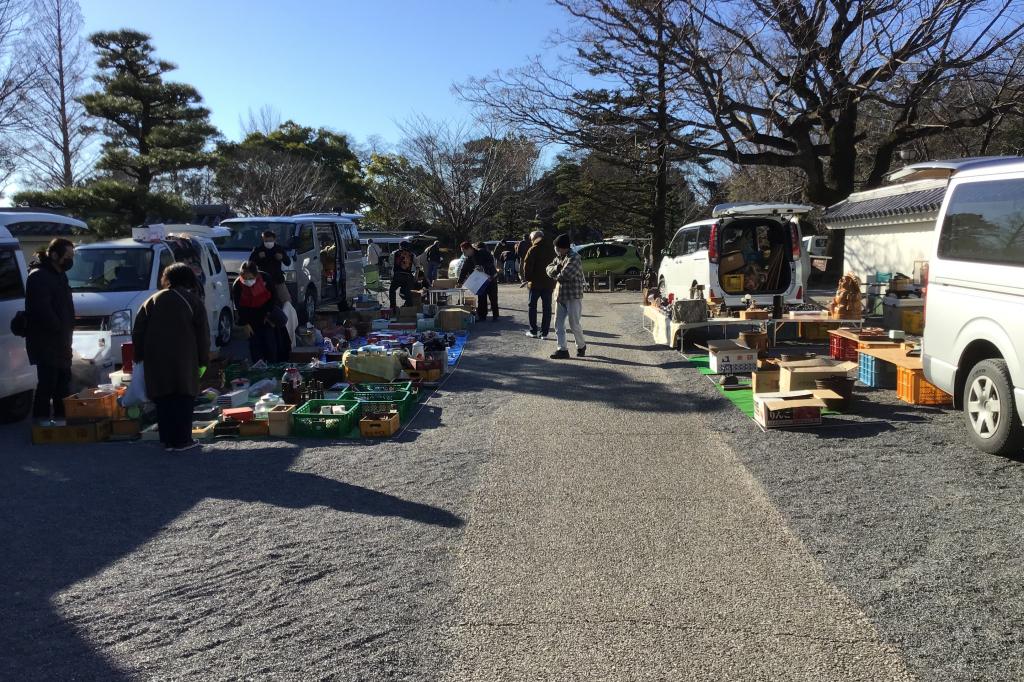 骨董市in岡崎城公園