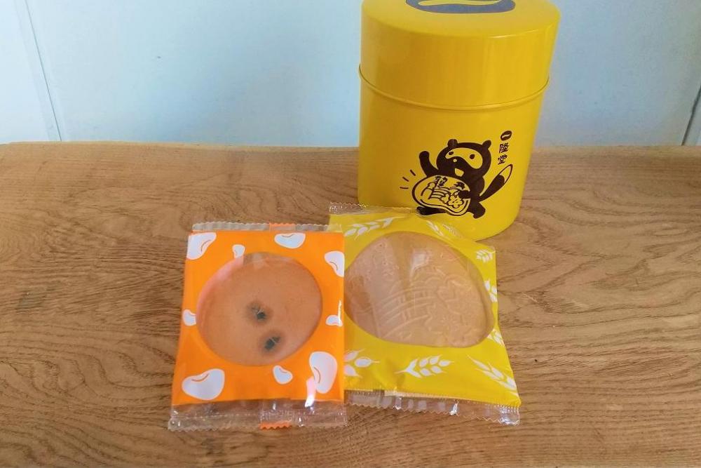 《クーポン交換商品一例》一隆堂:1枚／味噌煎餅＋カステラ煎餅