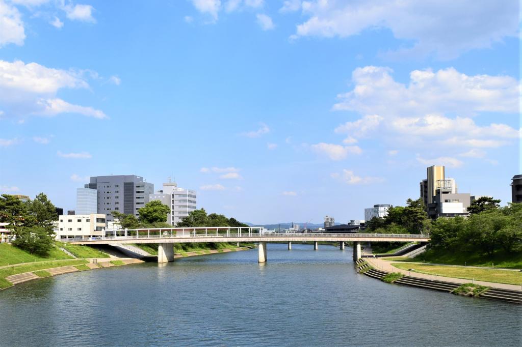 会場／桜城橋