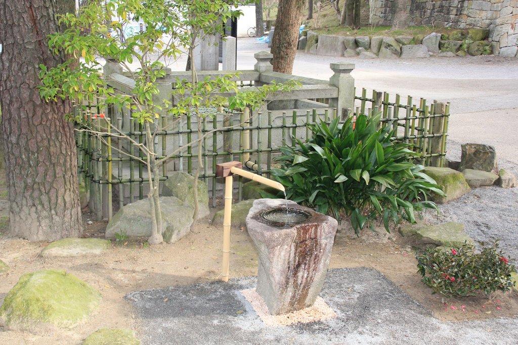 東照公産湯の井戸