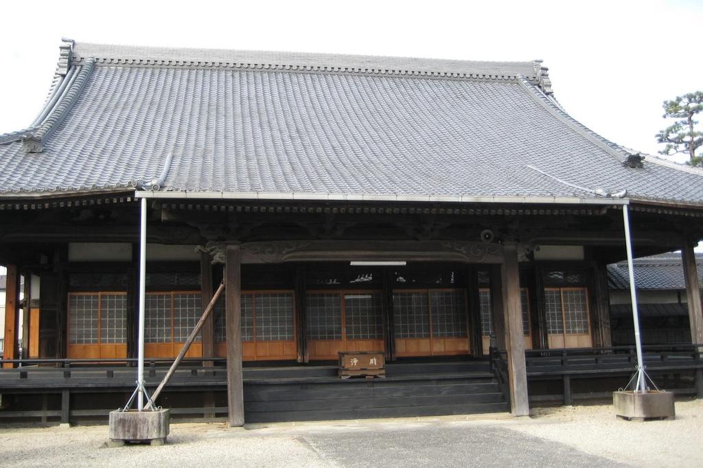 勝蓮寺