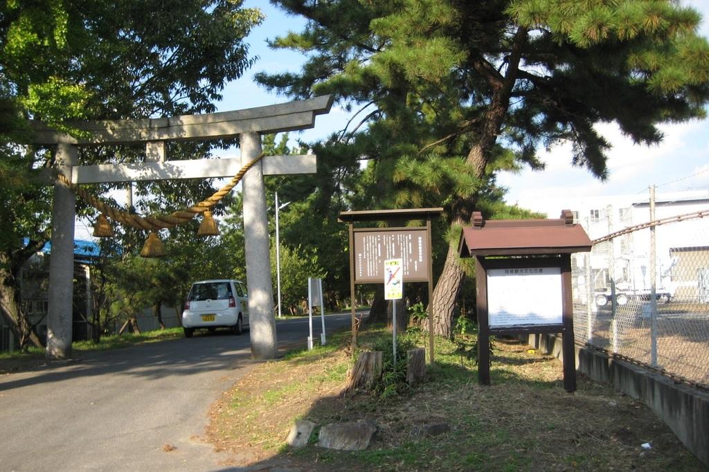 糟目犬頭神社