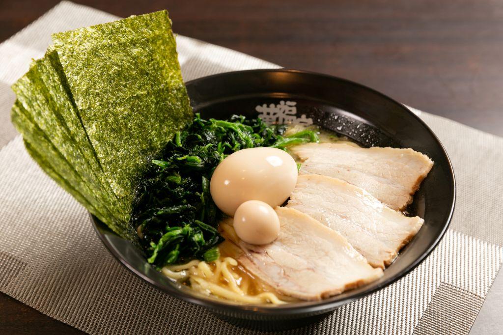 横浜とんこつラーメン まんぷく家 東岡崎駅前店・井田248店
