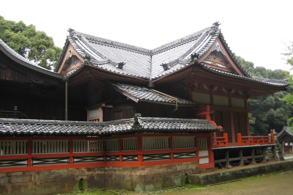 山中八幡宮