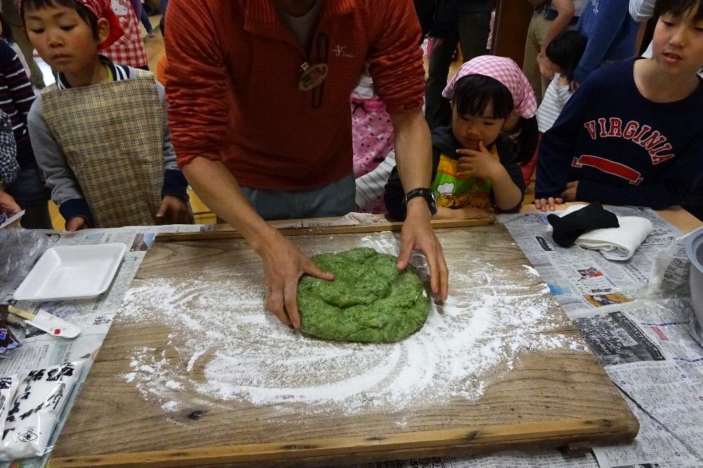 つきたてのお餅はこんなにキレイ