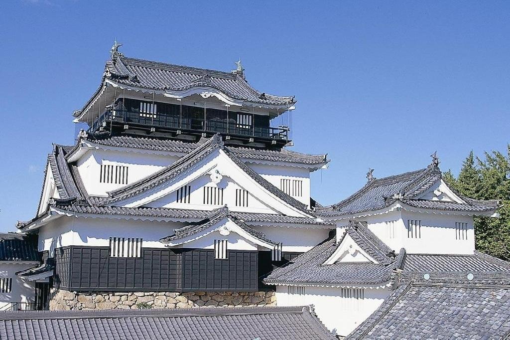 休館中 岡崎城 見どころ 施設紹介 岡崎公園 岡崎おでかけナビ 岡崎市観光協会公式サイト