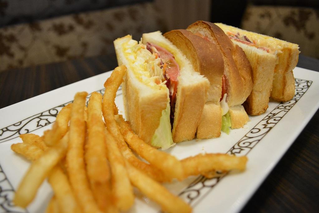 ミックスサンド　600円
